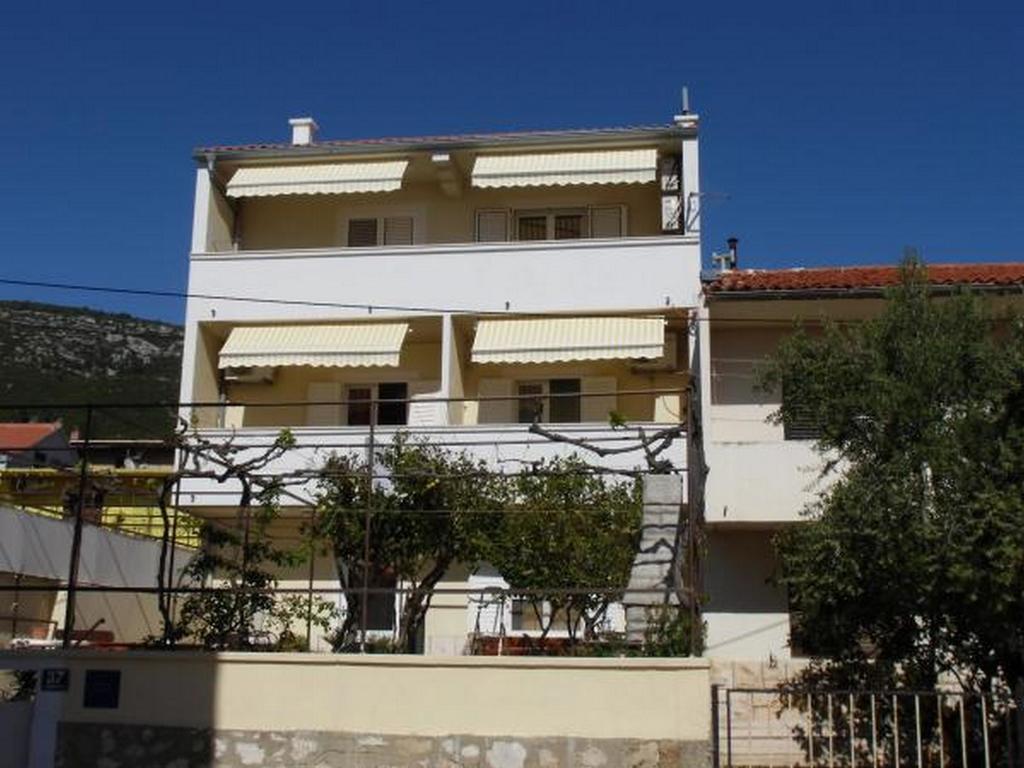Studios Ana Mari Komiža Exterior foto